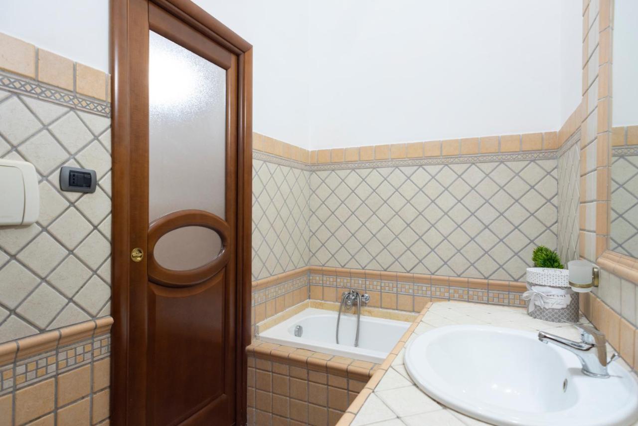 Spaccanapoli Home Bagian luar foto